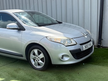 Used Renault Megane 2011 for sale - 79076394: Photo