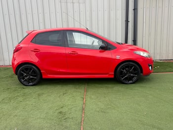 Used Mazda Mazda2 2013 for sale - 79617801: Photo