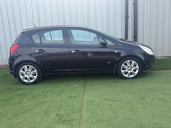 Used Vauxhall Corsa 2009 for sale - 79512338: Photo