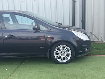 Used Vauxhall Corsa 2009 for sale - 79512338: Photo