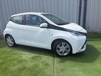 Used Toyota AYGO 2015 for sale - 79076399: Photo