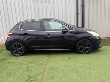 Used Peugeot 208 2012 for sale - 79288022: Photo
