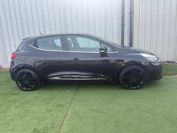 Used Renault Clio 2016 for sale - 79512336: Photo