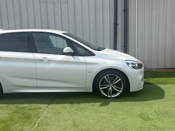 Used BMW 2 Series 2015 for sale - 79076377: Photo