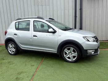 Used Dacia Sandero 2014 for sale - 79617788: Photo