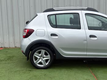 Used Dacia Sandero 2014 for sale - 79617788: Photo