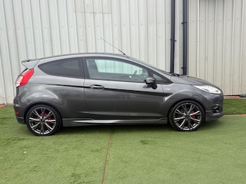 Used Ford Fiesta 2017 for sale - 79512327: Photo