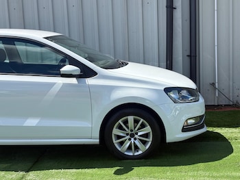 Used Volkswagen Polo 2014 for sale - 79076389: Photo