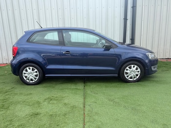 Used Volkswagen Polo 2010 for sale - 79076391: Photo