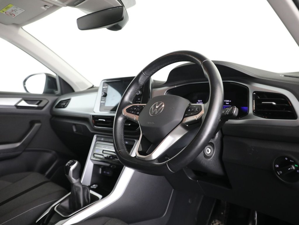 Used Volkswagen T-Roc 2022 for sale - 77067594: Photo 23