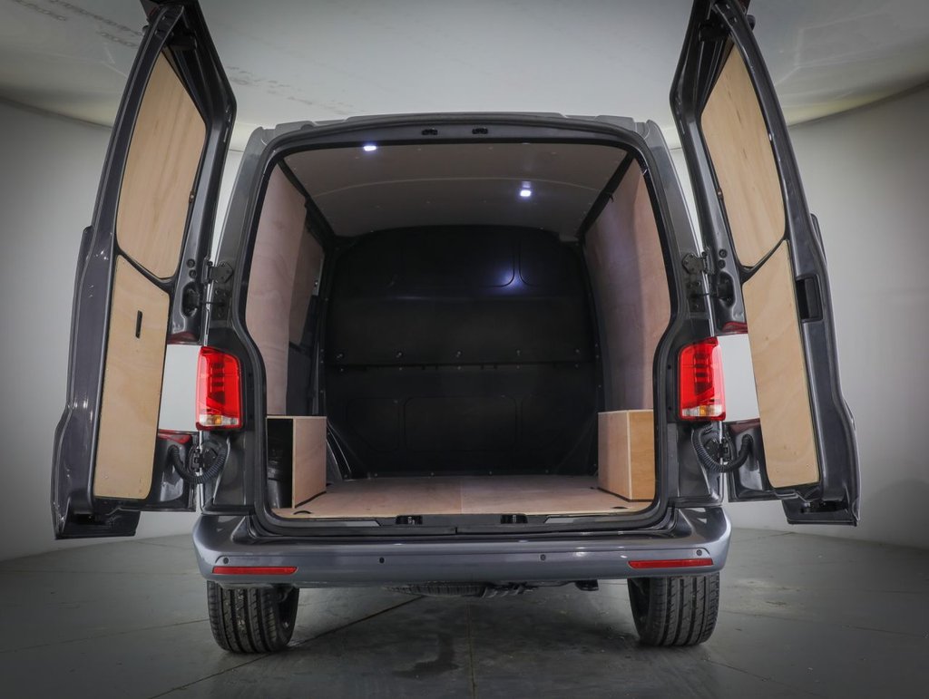 Used Volkswagen Transporter 2022 for sale - 77971633: Photo 12