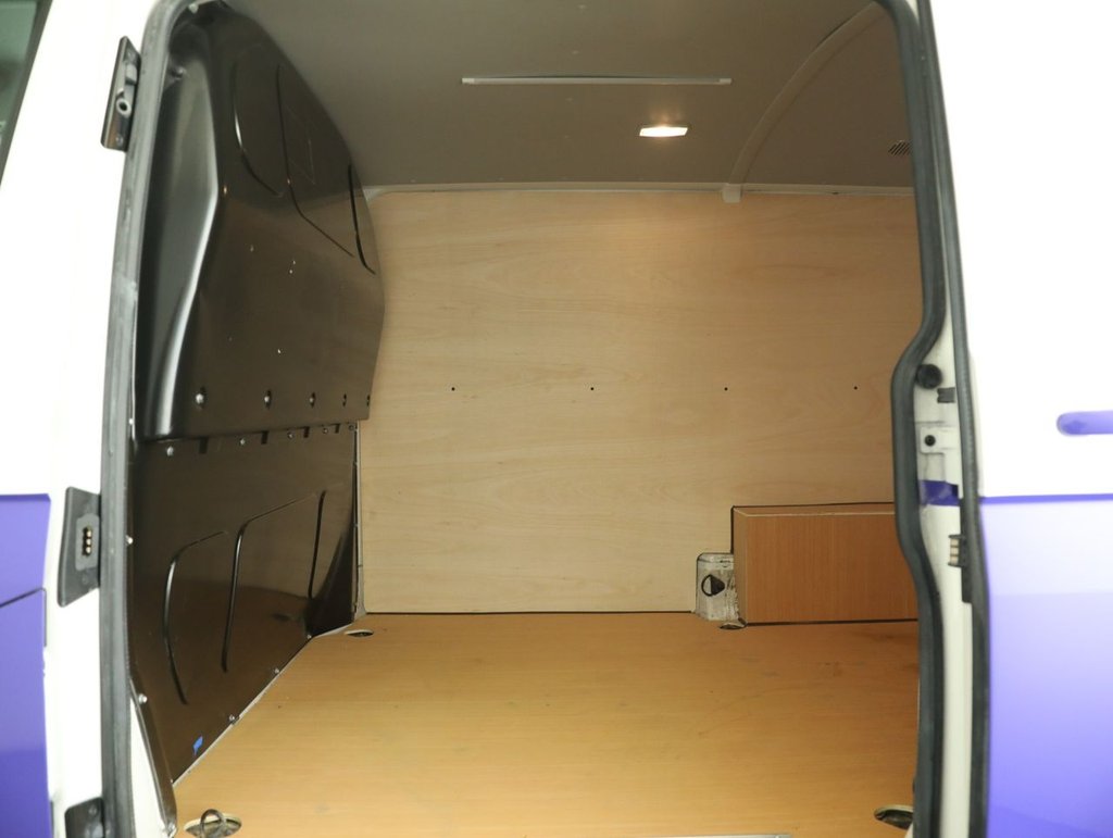 Used Volkswagen Transporter 2020 for sale - 77463772: Photo 34