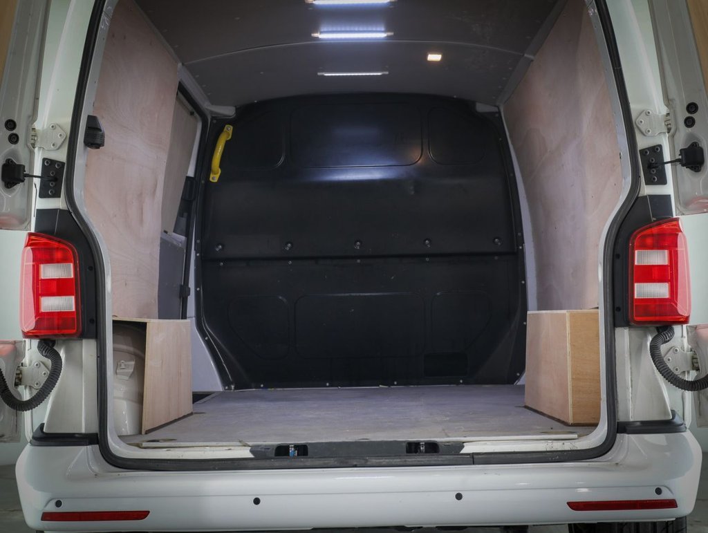 Used Volkswagen Transporter 2019 for sale - 77739630: Photo 18