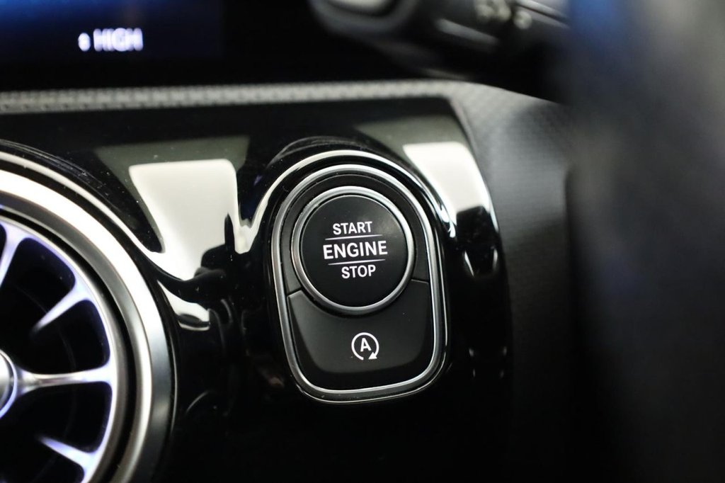 Used Mercedes-Benz CLA 2020 for sale - 76381517: Photo 39