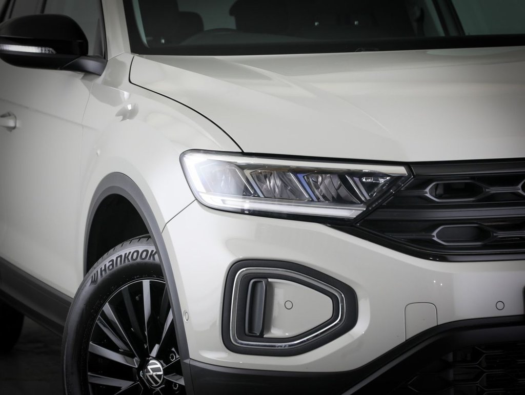 Used Volkswagen T-Roc 2022 for sale - 76999223: Photo 12