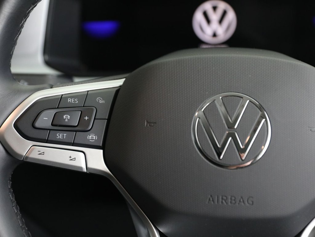 Used Volkswagen T-Roc 2022 for sale - 76999223: Photo 22