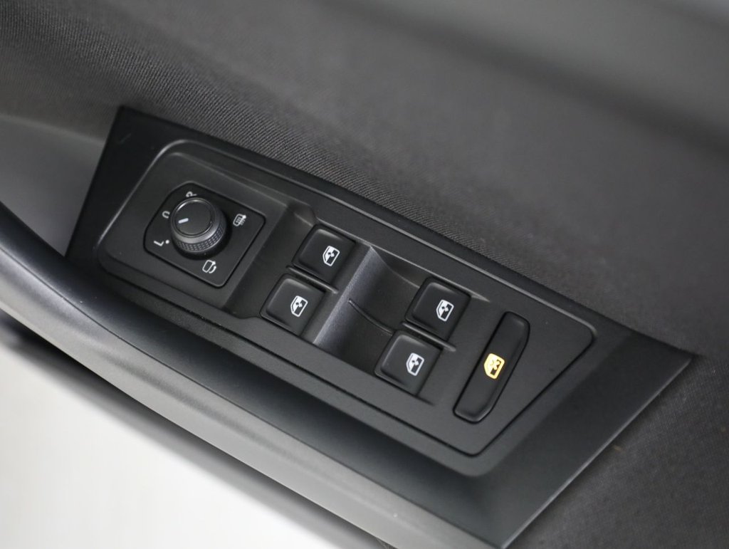 Used Volkswagen T-Roc 2022 for sale - 76999223: Photo 29