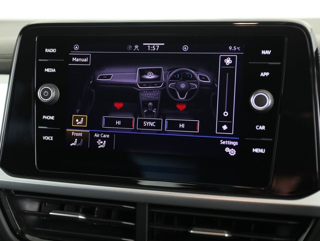 Used Volkswagen T-Roc 2022 for sale - 76999223: Photo 32