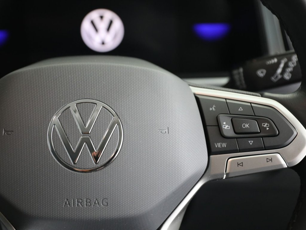 Used Volkswagen T-Roc 2022 for sale - 76999223: Photo 43