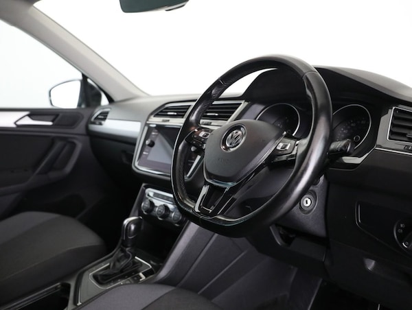 Used Volkswagen Tiguan 2020 for sale - 75979743: Photo 28