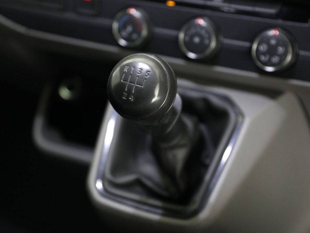 Used Volkswagen Transporter 2021 for sale - 77031060: Photo 23