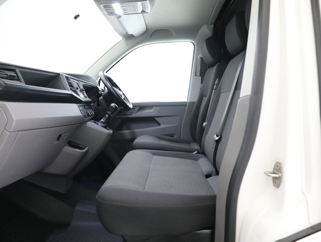 Used Volkswagen Transporter 2021 for sale - 77031060: Photo 36