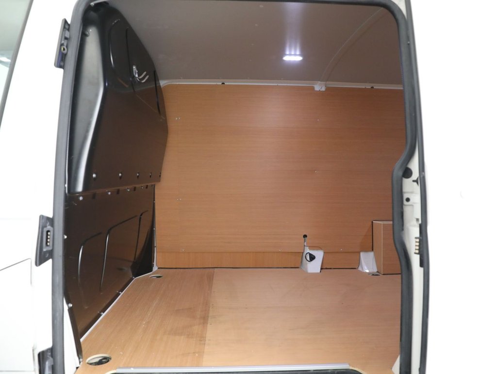 Used Volkswagen Transporter 2021 for sale - 77031060: Photo 38