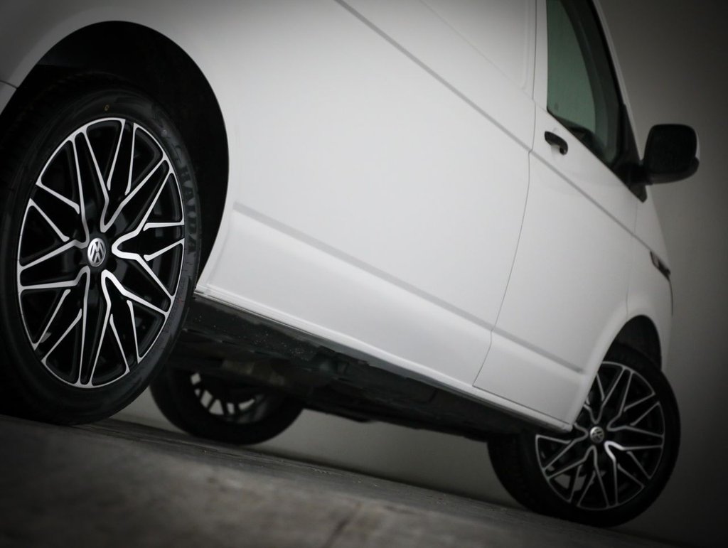 Used Volkswagen Transporter 2021 for sale - 77133035: Photo 10