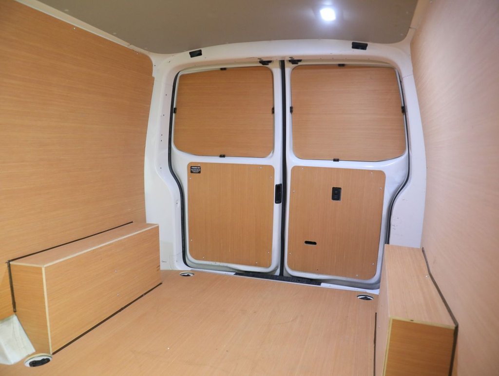 Used Volkswagen Transporter 2021 for sale - 77133035: Photo 38
