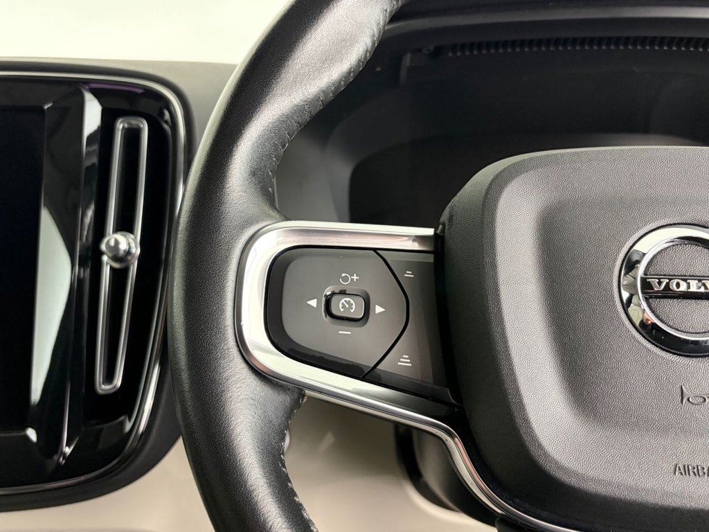 Used Volvo XC40 2021 for sale - 77978937: Photo 20