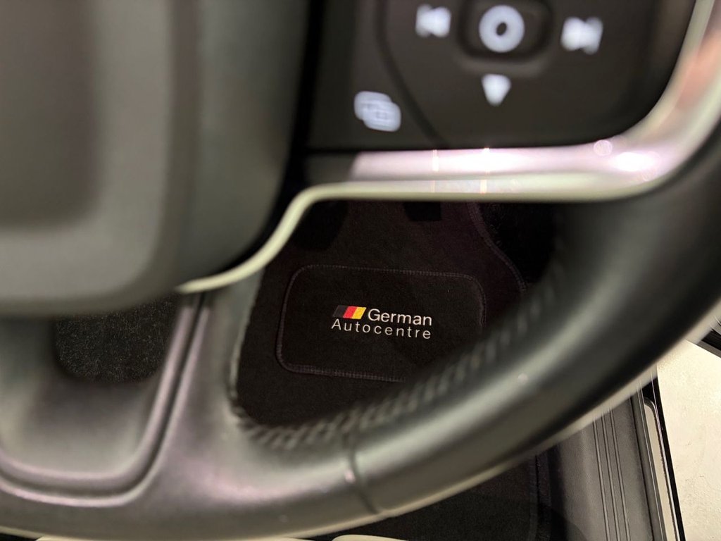 Used Volvo XC40 2021 for sale - 77978937: Photo 35