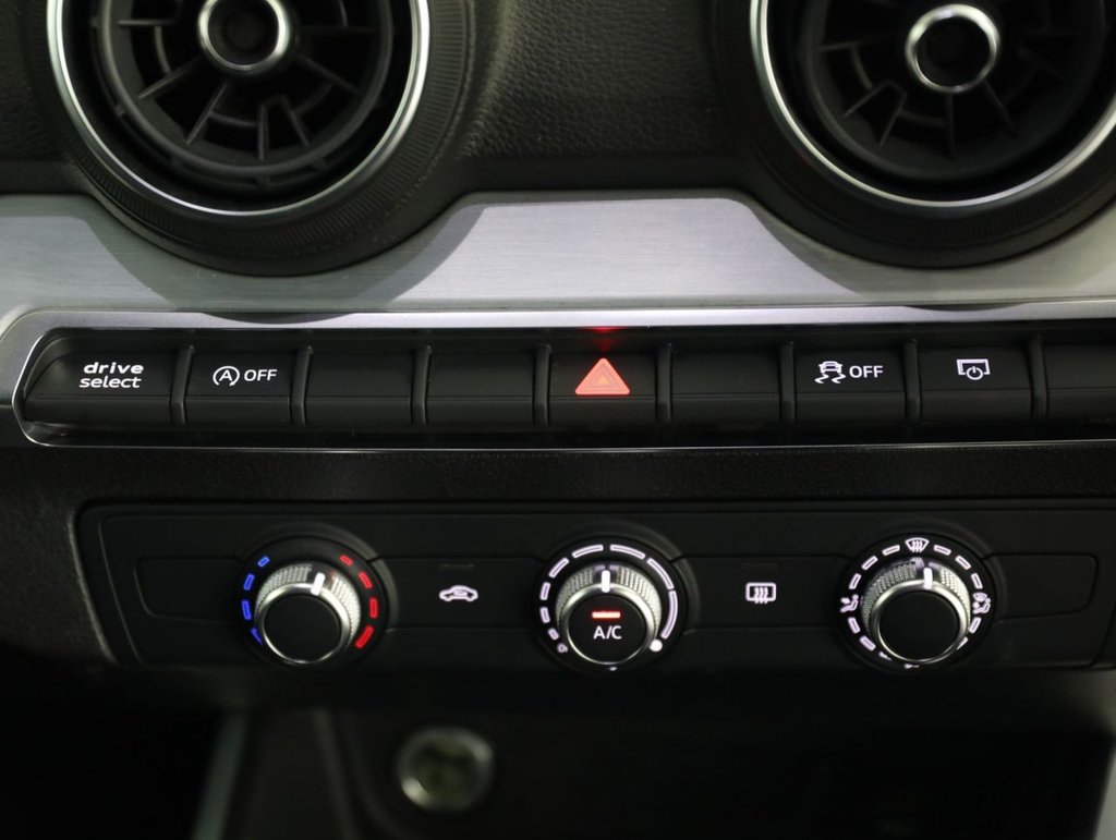 Used Audi Q2 2020 for sale - 76826528: Photo 42