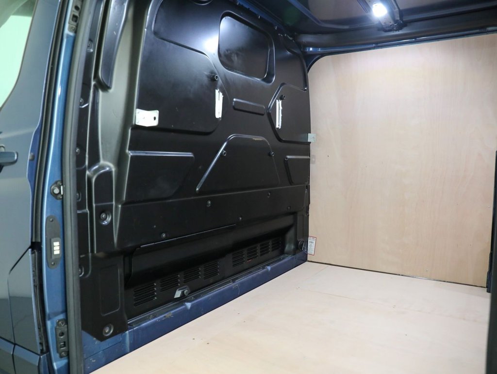Used Ford Transit Custom 2022 for sale - 76647666: Photo 39