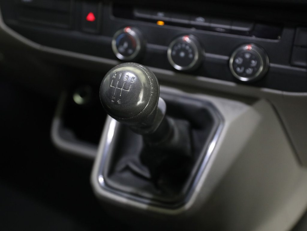 Used Volkswagen Transporter 2022 for sale - 77239346: Photo 23