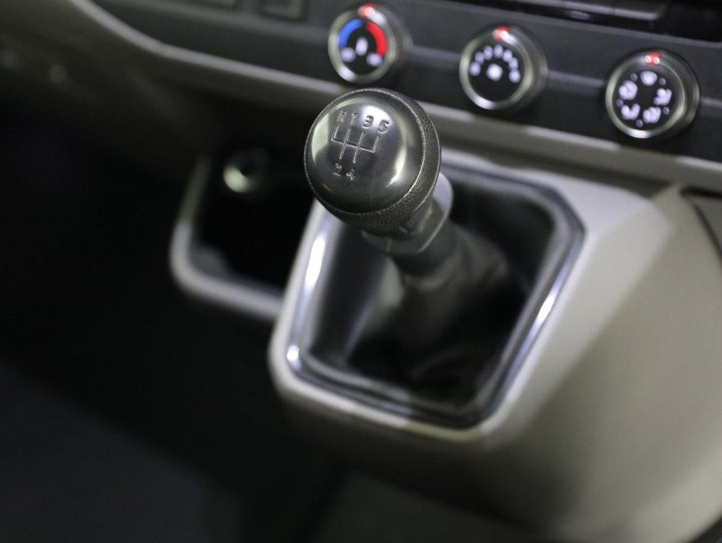 Used Volkswagen Transporter 2022 for sale - 76660681: Photo 23