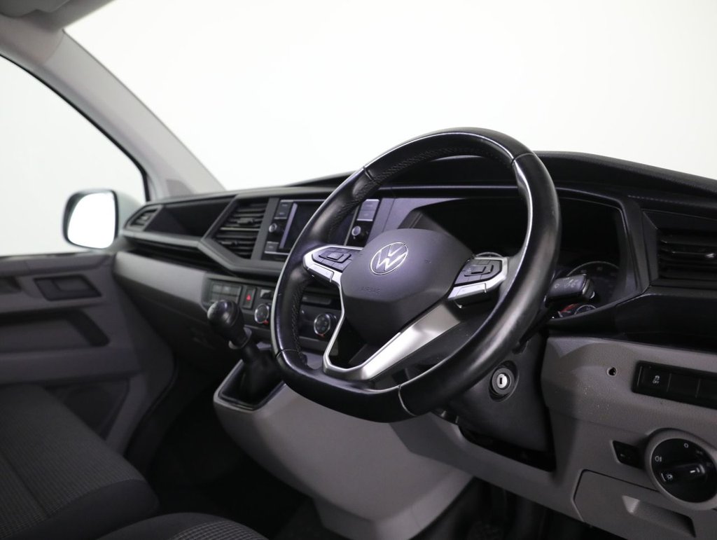 Used Volkswagen Transporter 2022 for sale - 76660681: Photo 27