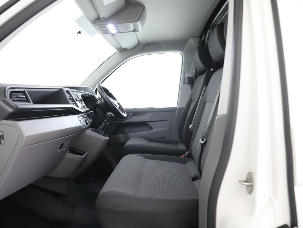 Used Volkswagen Transporter 2022 for sale - 76660681: Photo 31