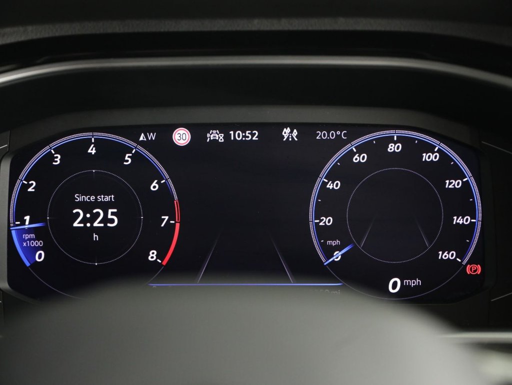 Used Volkswagen T-Roc 2023 for sale - 78102697: Photo 24