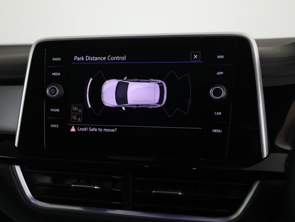 Used Volkswagen T-Roc 2023 for sale - 78102697: Photo 28