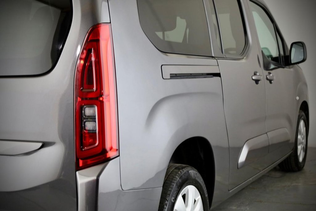 Used Vauxhall Combo Life 2022 for sale - 76760668: Photo 11