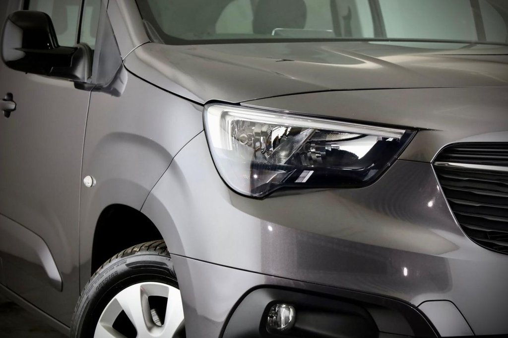 Used Vauxhall Combo Life 2022 for sale - 76760668: Photo 12