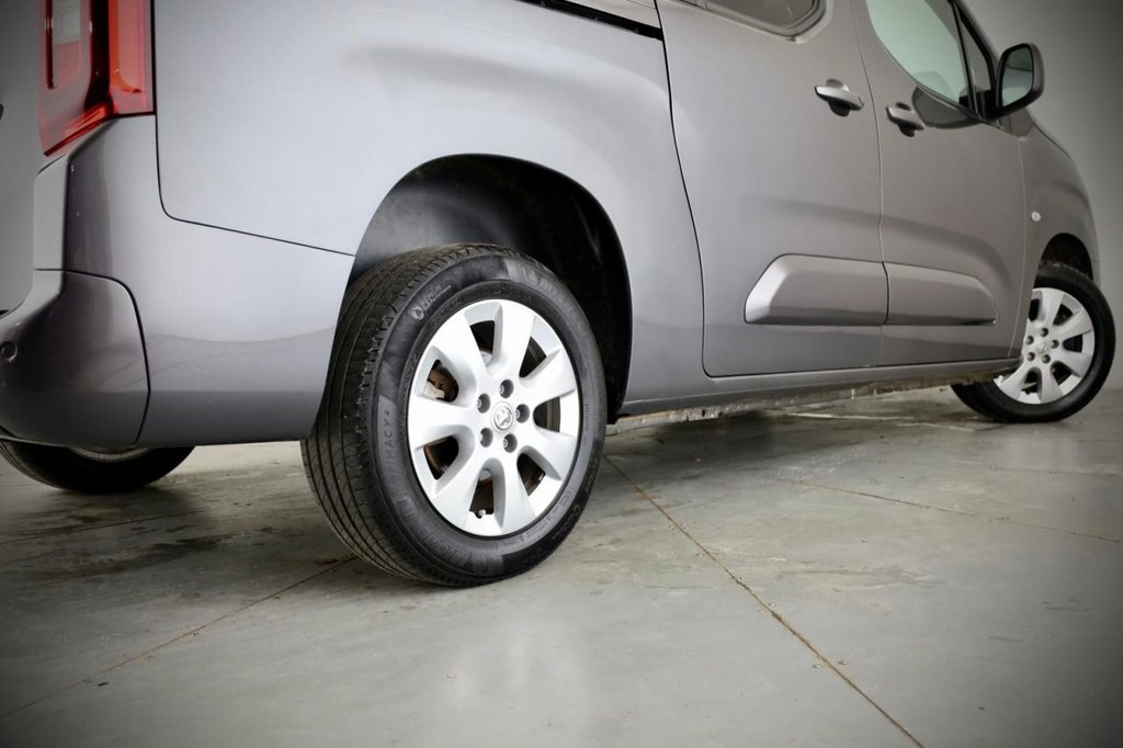 Used Vauxhall Combo Life 2022 for sale - 76760668: Photo 8