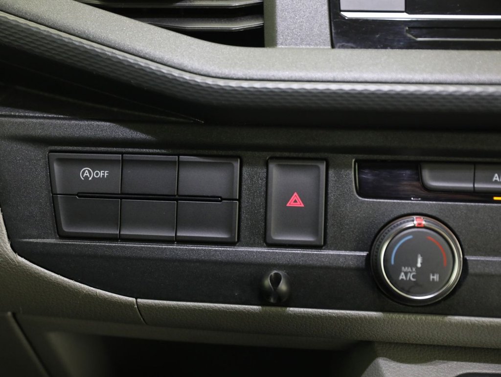 Used Volkswagen Transporter 2023 for sale - 78008773: Photo 32