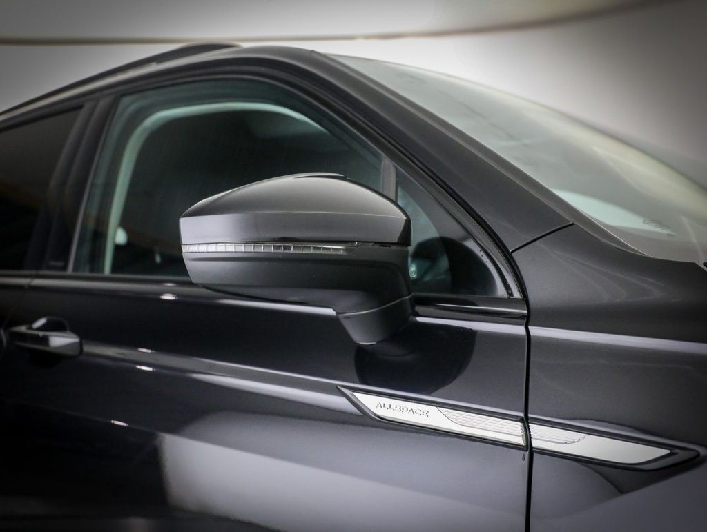 Used Volkswagen Tiguan Allspace 2023 for sale - 77692542: Photo 8