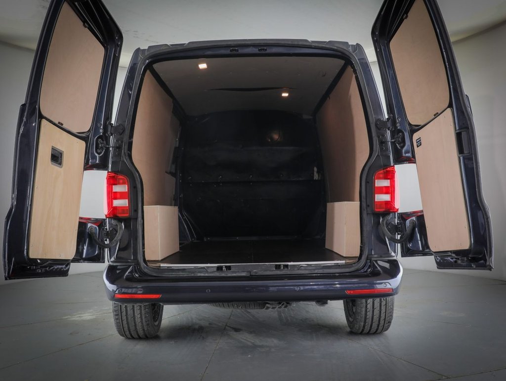 Used Volkswagen Transporter 2019 for sale - 76406206: Photo 12