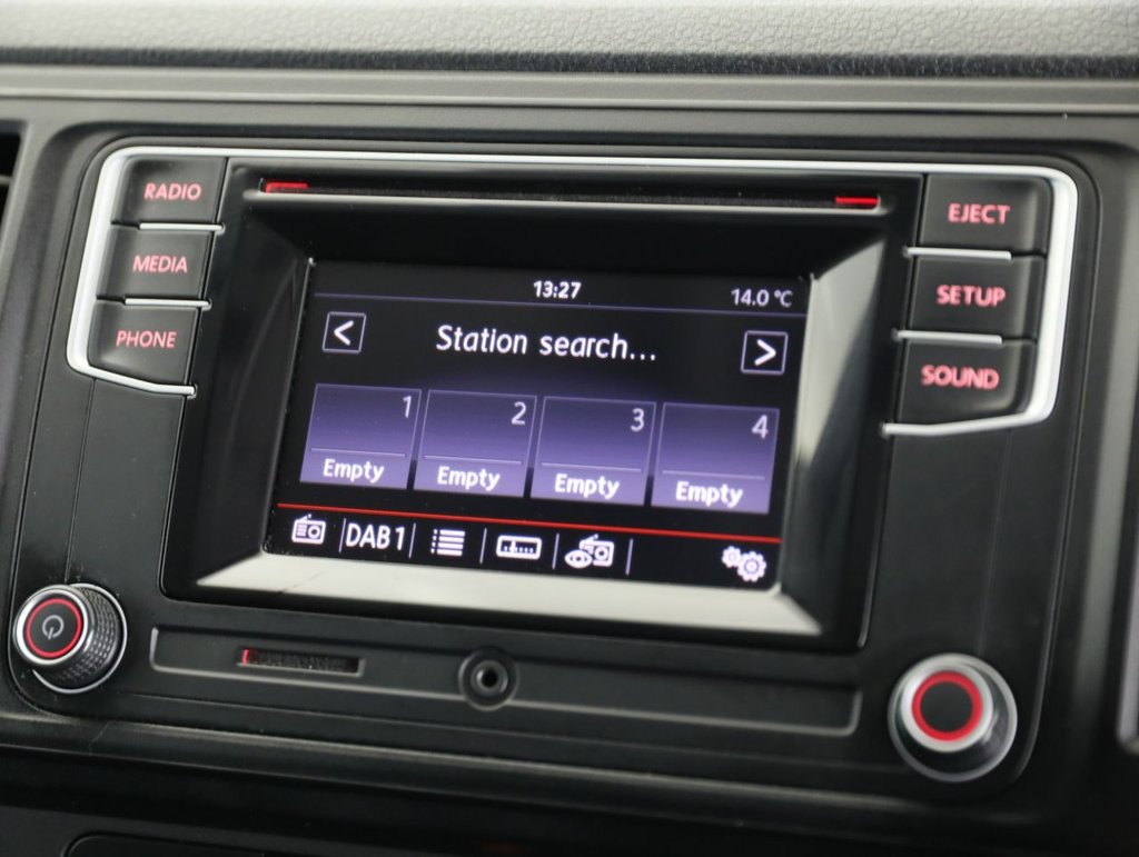 Used Volkswagen Transporter 2019 for sale - 76406206: Photo 28