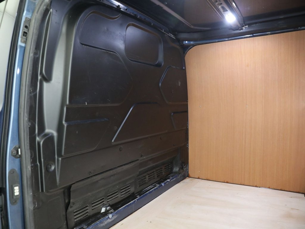 Used Ford Transit Custom 2020 for sale - 77971617: Photo 41