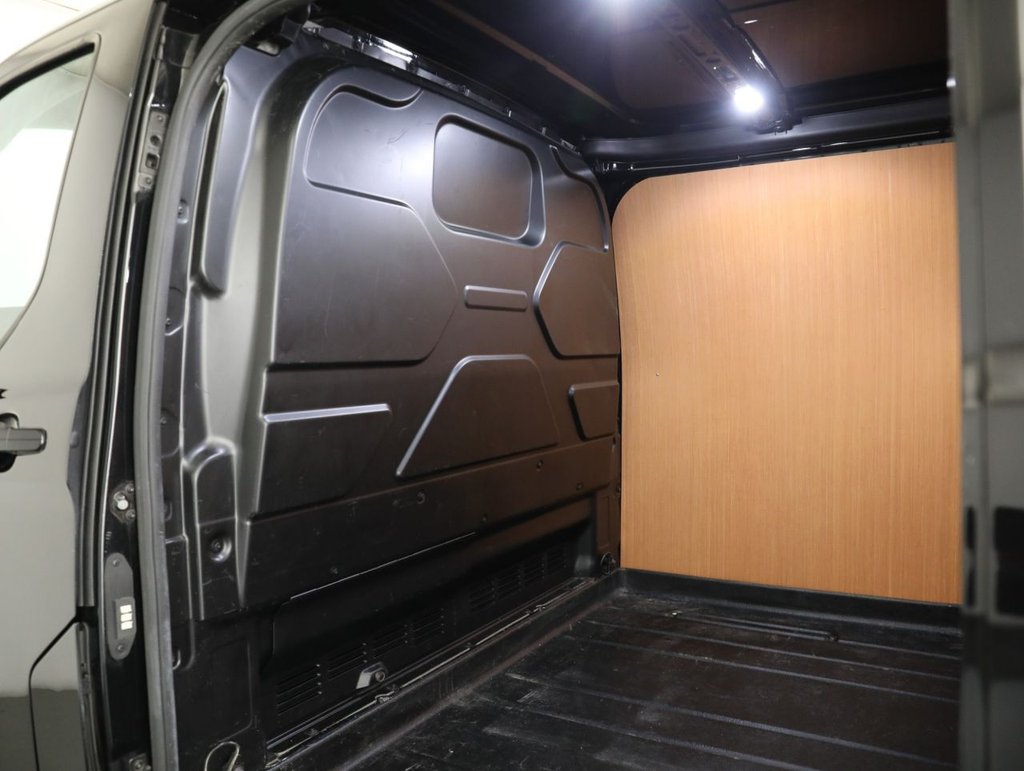 Used Ford Transit Custom 2022 for sale - 77110437: Photo 42