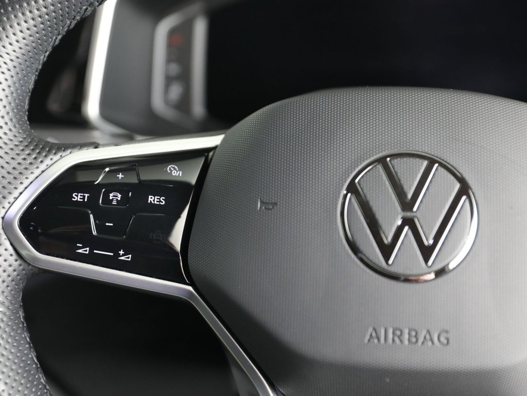 Used Volkswagen T-Roc 2023 for sale - 77809953: Photo 22