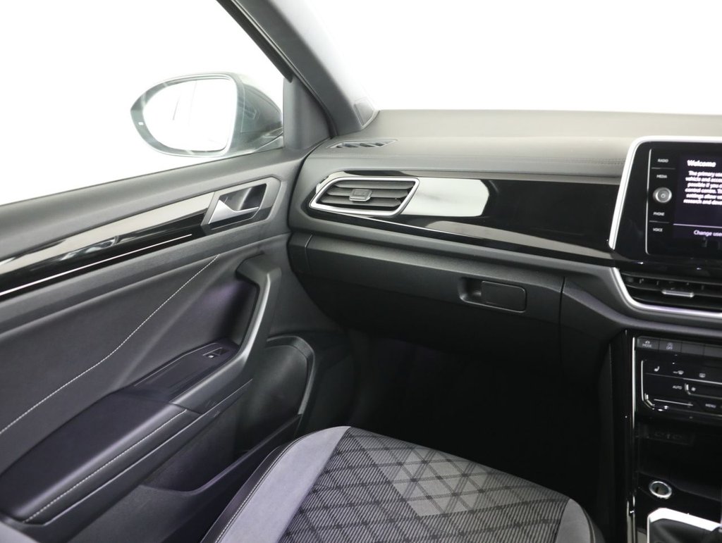 Used Volkswagen T-Roc 2023 for sale - 77809953: Photo 38
